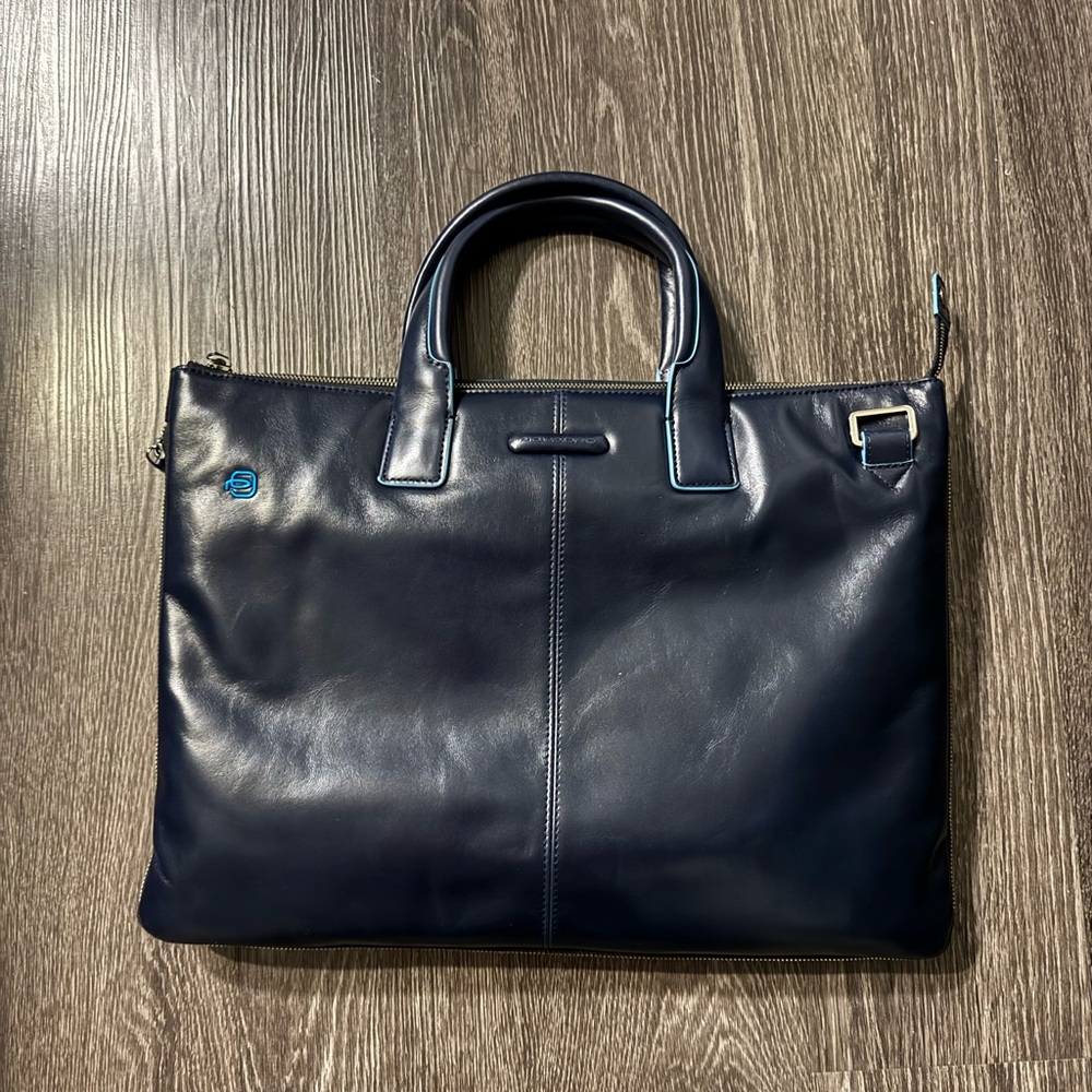 Piquardo Navy Leather Briefcase